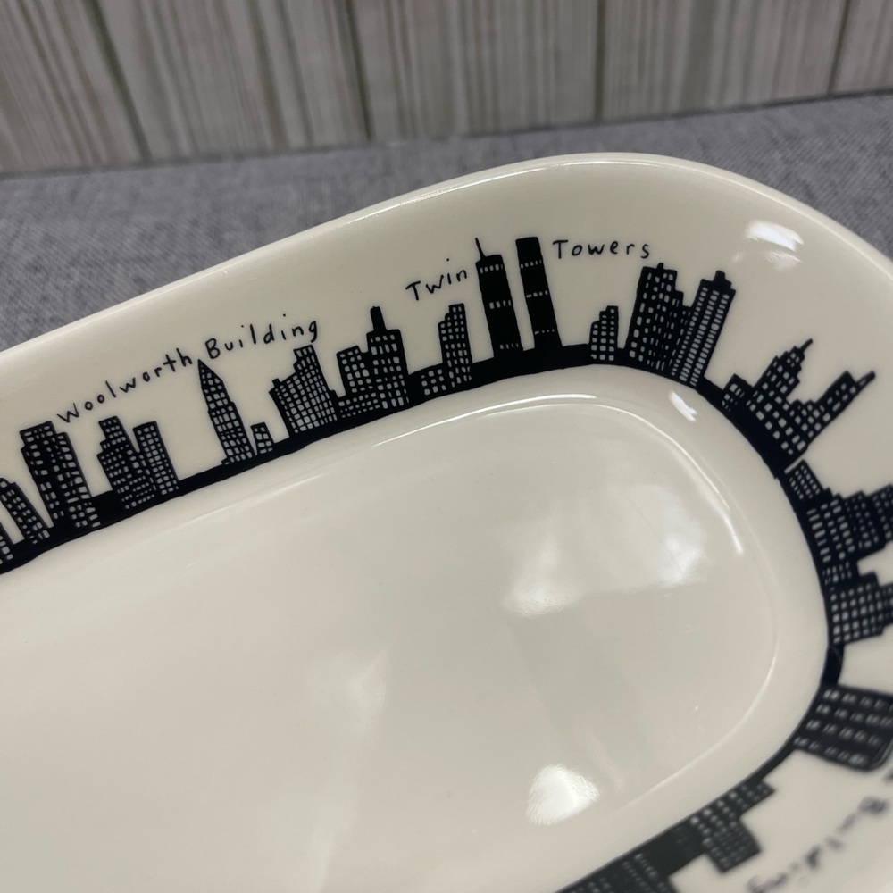 Fish Eddy 212 NYC Skyline Relish Dish - Picture 5 of 8